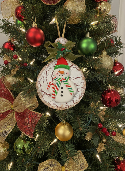 ⛄️Holiday Snowman Hanging Décor – Candy Cane & Holly Accent⛄️